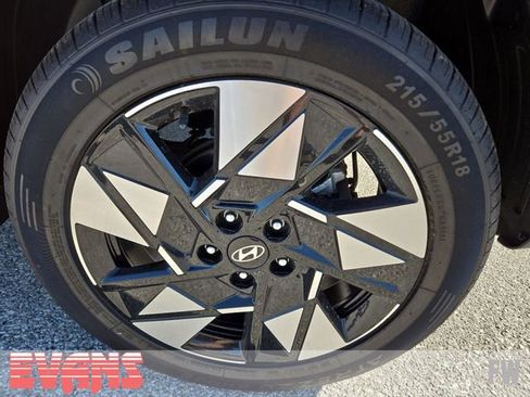 Used 2024 Hyundai Kona SEL image 24