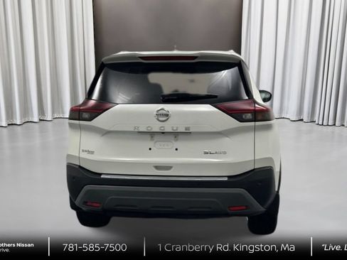 Certified 2021 Nissan Rogue SL w/ Premium Package AWD/4WD image 6