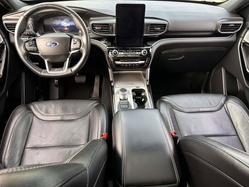 Certified 2022 Ford Explorer ST w/ Equipment Group 401A image 17