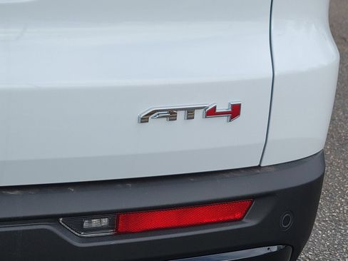 New 2026 GMC Acadia AT4 w/ Luxury Package AWD/4WD image 12