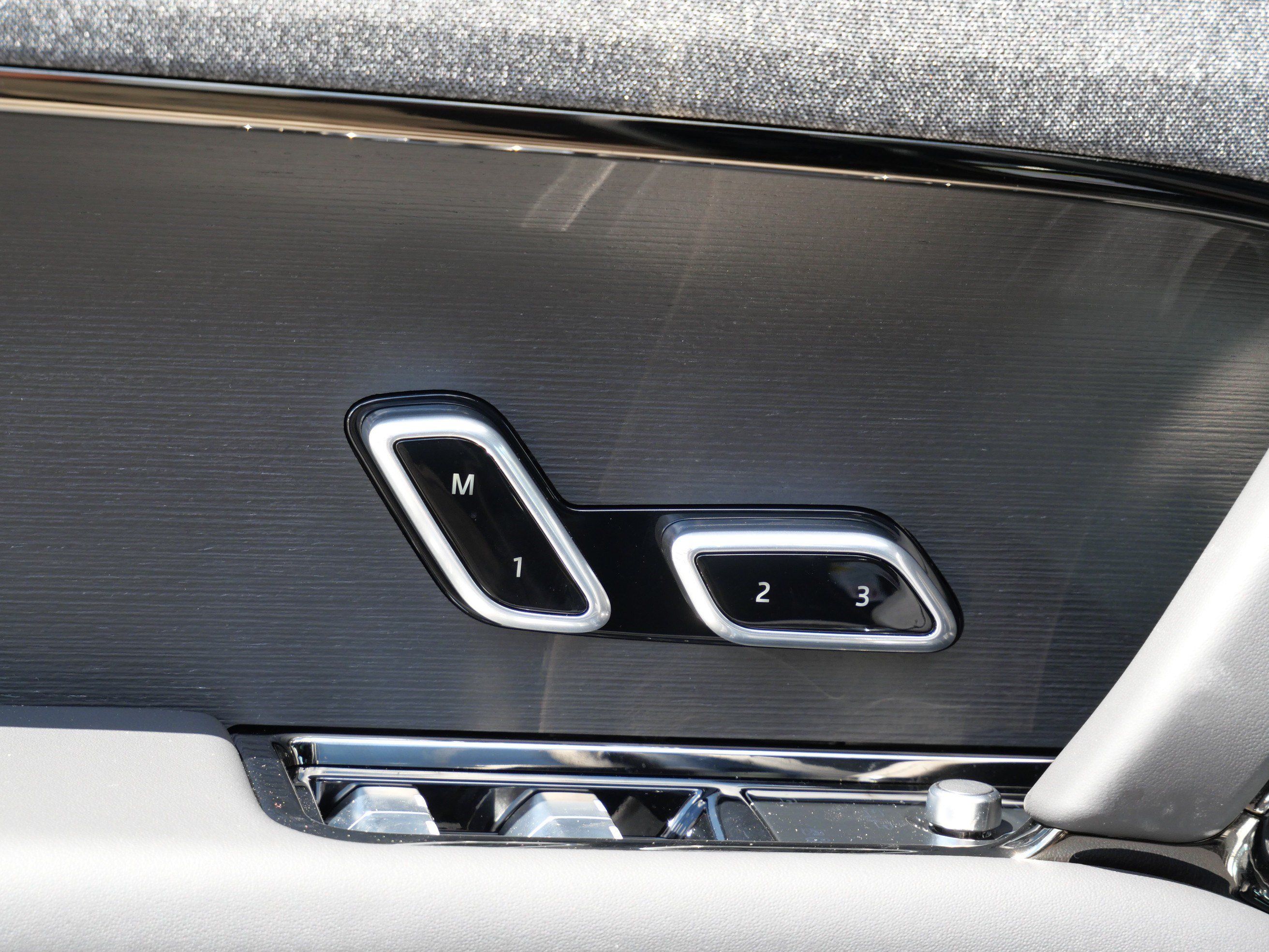 New 2026 Land Rover Range Rover Sport Dynamic SE AWD/4WD image 5