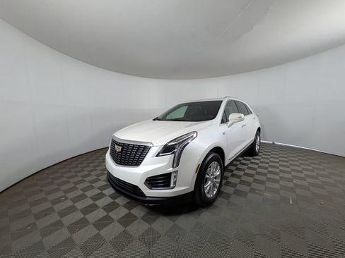 Certified 2024 Cadillac XT5 Luxury w/ LPO, Floor Liner Package AWD/4WD image 25