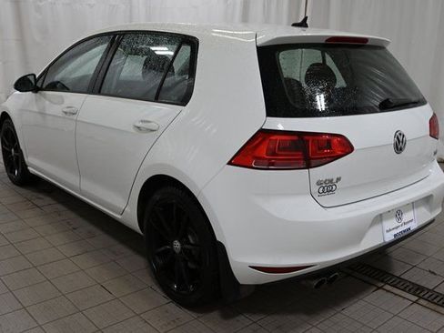Used 2017 Volkswagen Golf S image 10