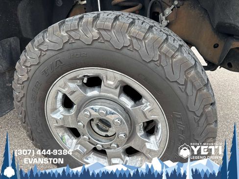 Used 2016 Ford F250 Lariat w/ Lariat Ultimate Package image 9