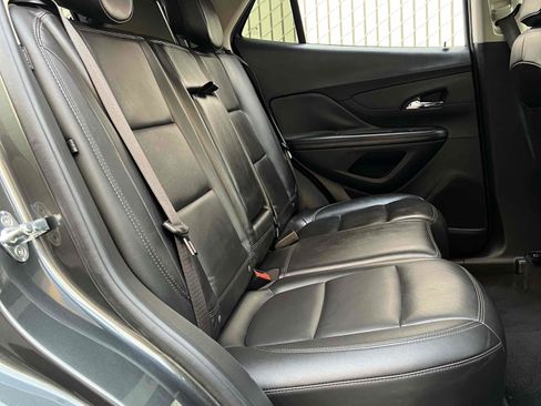 Used 2018 Buick Encore Essence image 45