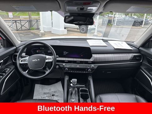 Used 2023 Kia Telluride EX w/ EX Captain's Chair Package AWD/4WD image 17