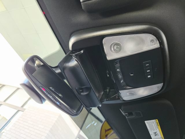Used 2021 Dodge Durango R/T w/ Blacktop Package AWD/4WD image 34