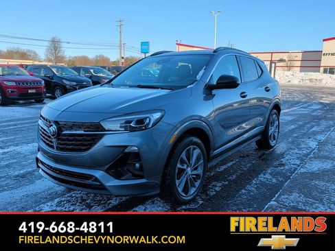 Certified 2020 Buick Encore GX Essence w/ Experience Buick Package image 9