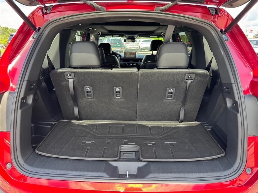 Used 2025 Honda Pilot TrailSport image 20