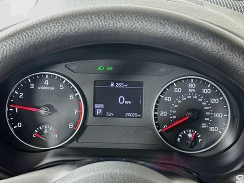 Used 2021 Kia Seltos LX AWD/4WD image 12