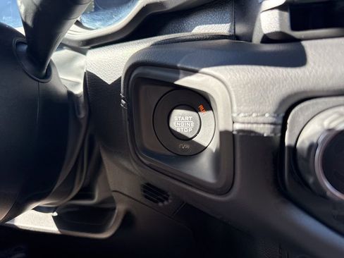 Used 2025 Jeep Wrangler Unlimited Sahara w/ Safety Group image 22