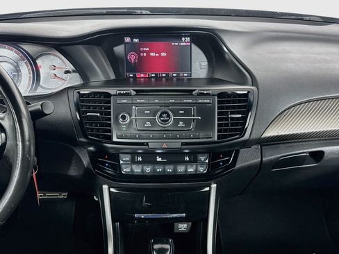 Used 2017 Honda Accord Sport image 26