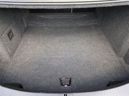 Used 2014 Cadillac XTS Luxury image 34