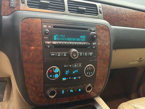 Used 2007 Chevrolet Tahoe LT w/ LT Preferred Equipment Group AWD/4WD image 11