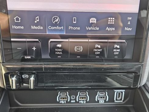 Used 2025 RAM 2500 Rebel w/ Rebel Level 2 Equipment Group AWD/4WD image 19