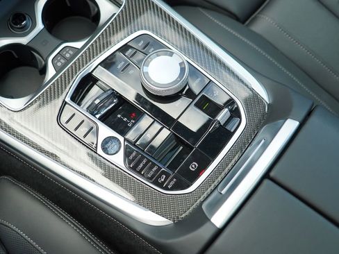 New 2026 BMW X7 M60i AWD/4WD image 17