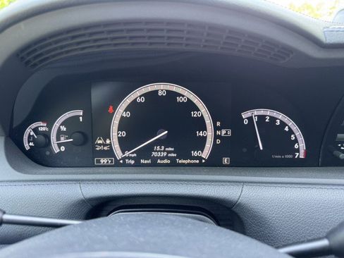 Used 2014 Mercedes-Benz CL 550 4MATIC w/ Sport Package image 19