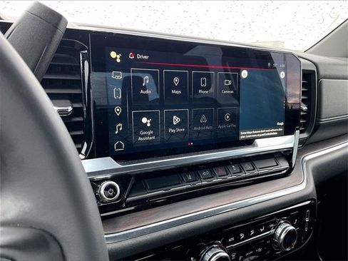 Used 2024 GMC Sierra 2500 SLT image 18