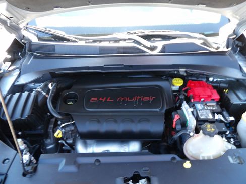 Used 2021 Jeep Compass Trailhawk AWD/4WD image 23