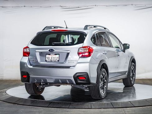 Used 2016 Subaru Crosstrek 2.0i Premium AWD/4WD image 4