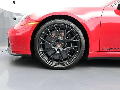 Certified 2026 Porsche 911 Carrera 4 GTS AWD/4WD image 6