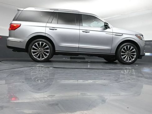 Used 2020 Lincoln Navigator Reserve w/ Luxury Package AWD/4WD image 46