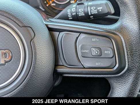 Used 2025 Jeep Wrangler Unlimited Sport AWD/4WD image 18