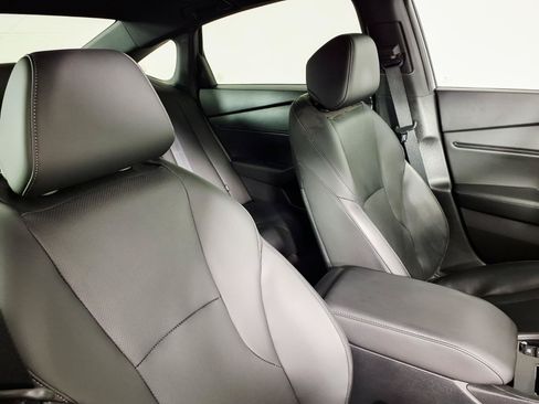 Used 2023 Honda Accord Sport image 10