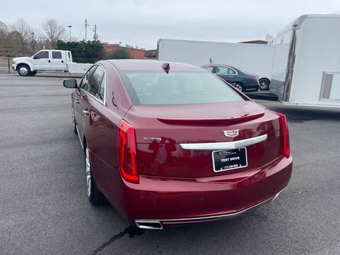 Used 2016 Cadillac XTS Luxury image 4