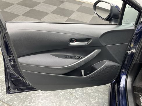 Used 2020 Toyota Corolla LE FWD image 6