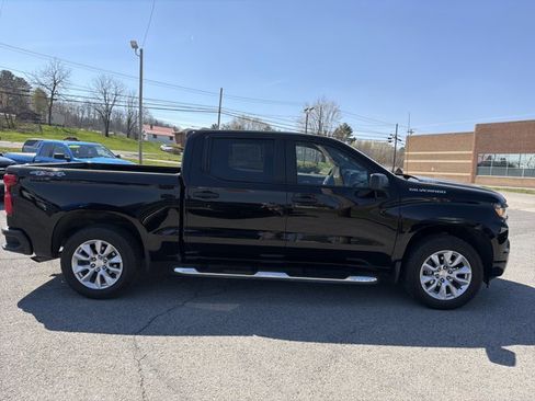 Used 2025 Chevrolet Silverado 1500 Custom AWD/4WD image 5