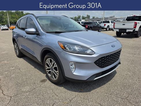 Used 2022 Ford Escape SEL FWD image 2
