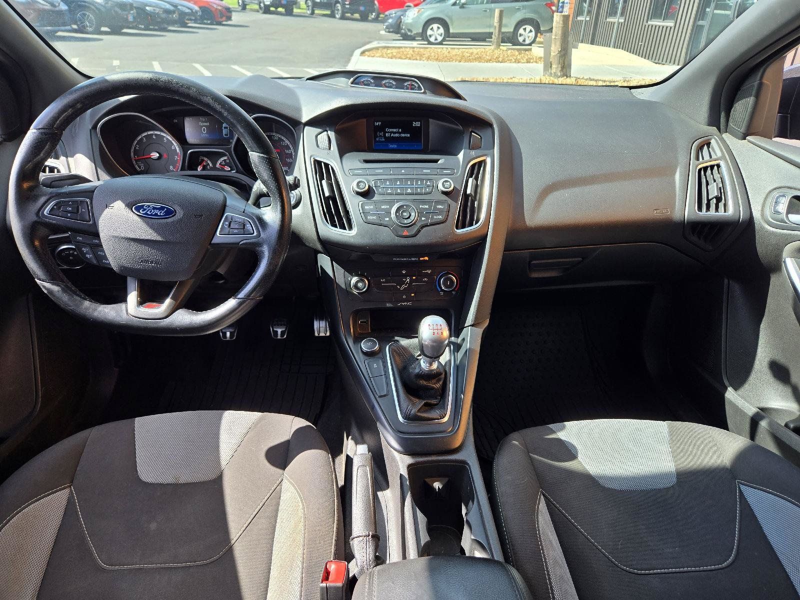 Used 2016 Ford Focus ST FWD image 15