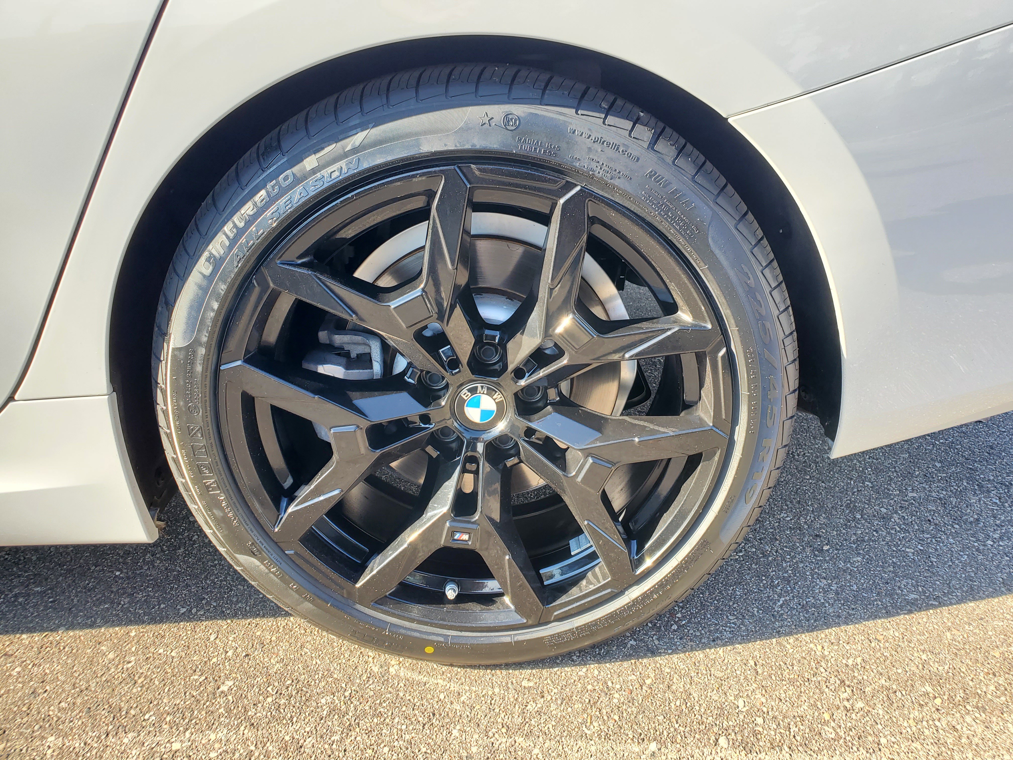 Certified 2025 BMW 330i xDrive Sedan w/ M Sport Package AWD/4WD image 36