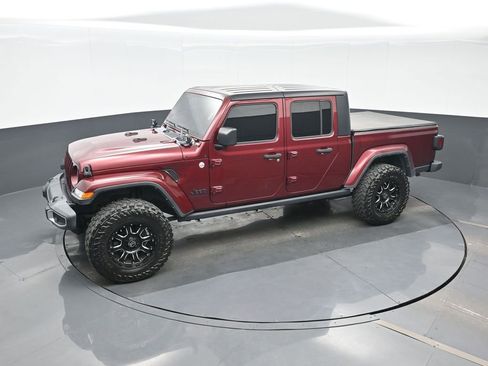 Used 2021 Jeep Gladiator Sport AWD/4WD image 17