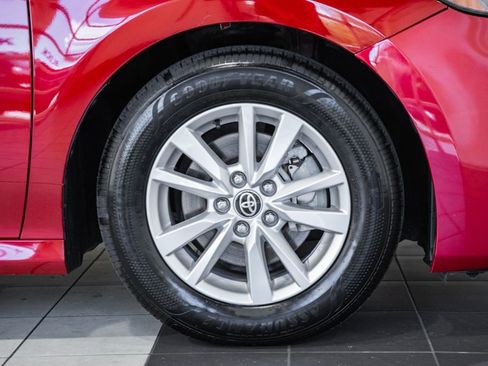 Used 2025 Toyota Camry LE FWD image 15