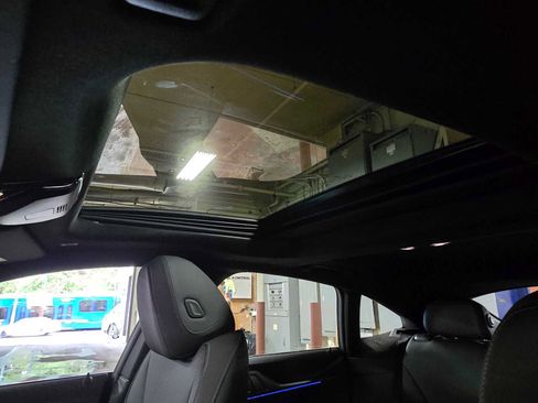 New 2026 BMW i4 xDrive40i w/ M Sport Package image 22