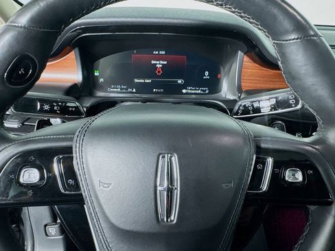Used 2022 Lincoln Aviator Reserve w/ Equipment Group 201A image 16