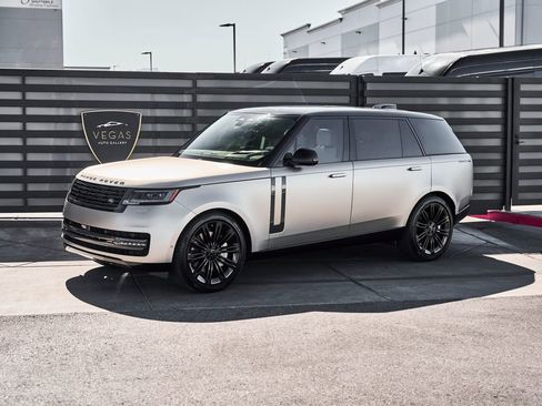 Used 2026 Land Rover Range Rover Long Wheelbase SE AWD/4WD image 5