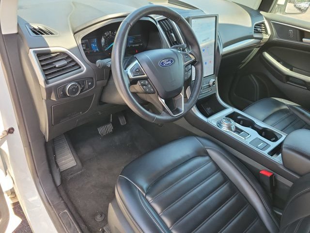 Used 2024 Ford Edge SEL AWD/4WD image 9