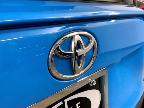 Used 2020 Toyota RAV4 LE w/ All Weather Liner Package image 29