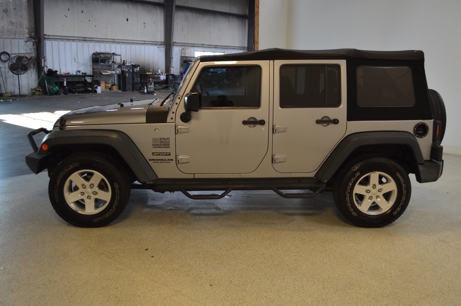 Used 2016 Jeep Wrangler Unlimited Sport w/ Quick Order Package 24S AWD/4WD image 6