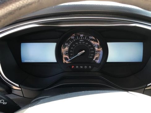 Used 2020 Ford Fusion SE AWD/4WD image 8