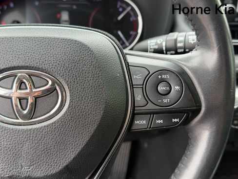Used 2020 Toyota RAV4 Limited w/ Limited Grade Weather Package FWD image 33