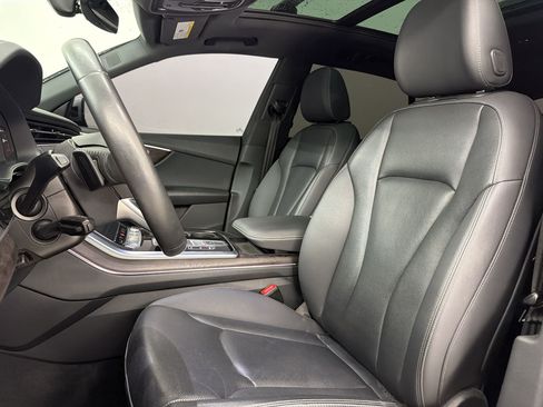 Used 2020 Audi Q8 Prestige w/ Prestige Package AWD/4WD image 20