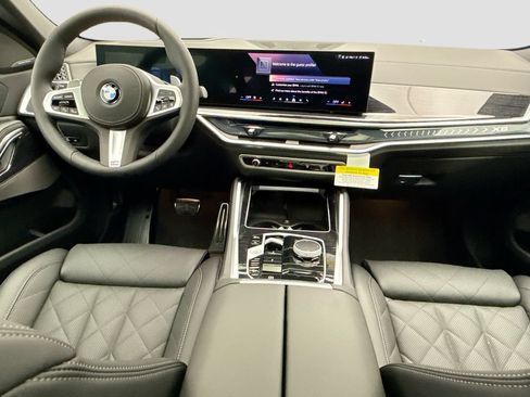 New 2027 BMW X6 xDrive40i w/ Premium Package AWD/4WD image 13