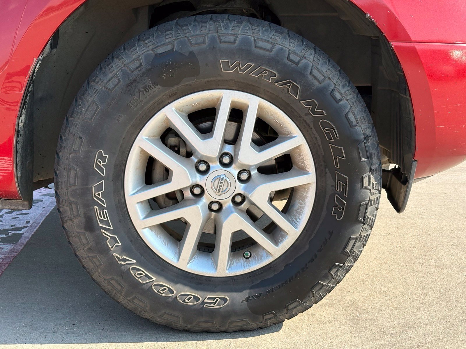 Used 2015 Nissan Frontier SV RWD image 9