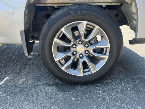 Used 2021 Chevrolet Silverado 1500 LT RWD image 11