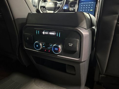 Used 2024 Ford Expedition Max Platinum AWD/4WD image 23