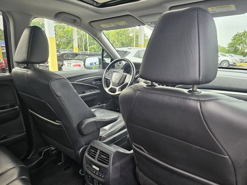 Used 2019 Honda Pilot EX-L image 42
